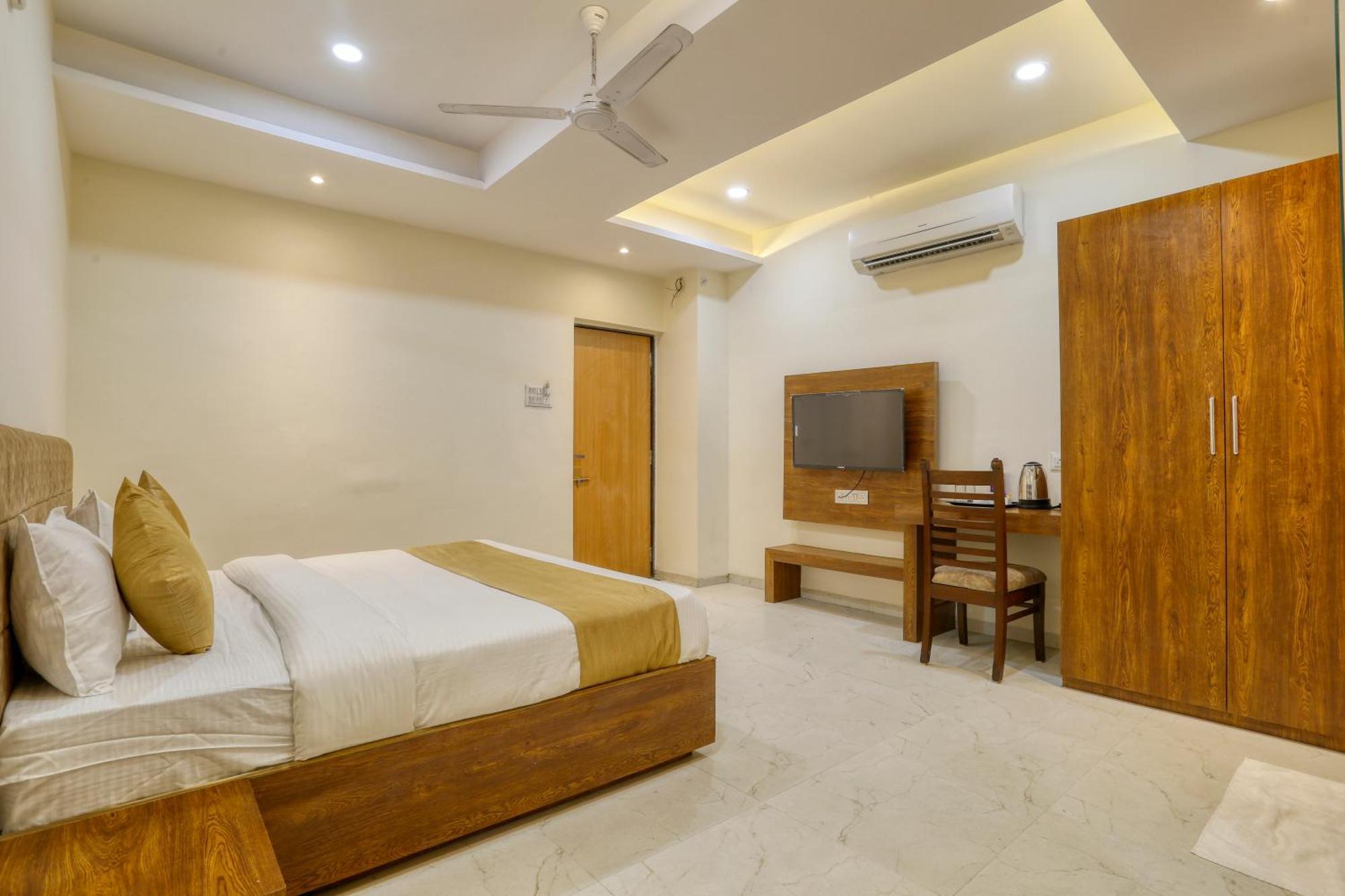 Soonstay Hotel Konark อินดอร์ ภายนอก รูปภาพ